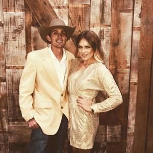 Meet your Posher, Caitlin